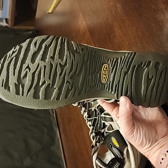 Keen Slip on Waterproof Sandals- Women’s  sz9 - Picture 6 of 8